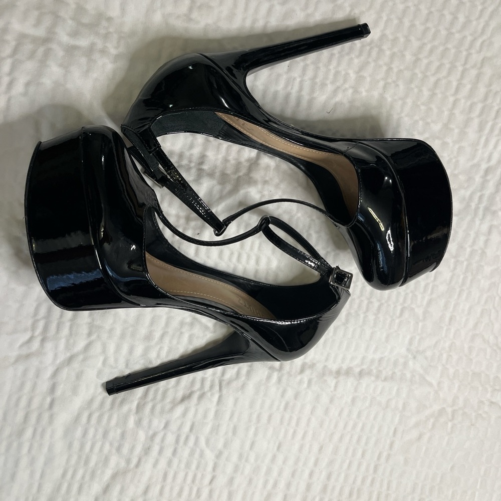 SCHUTZ Glossy Black Platform Heels